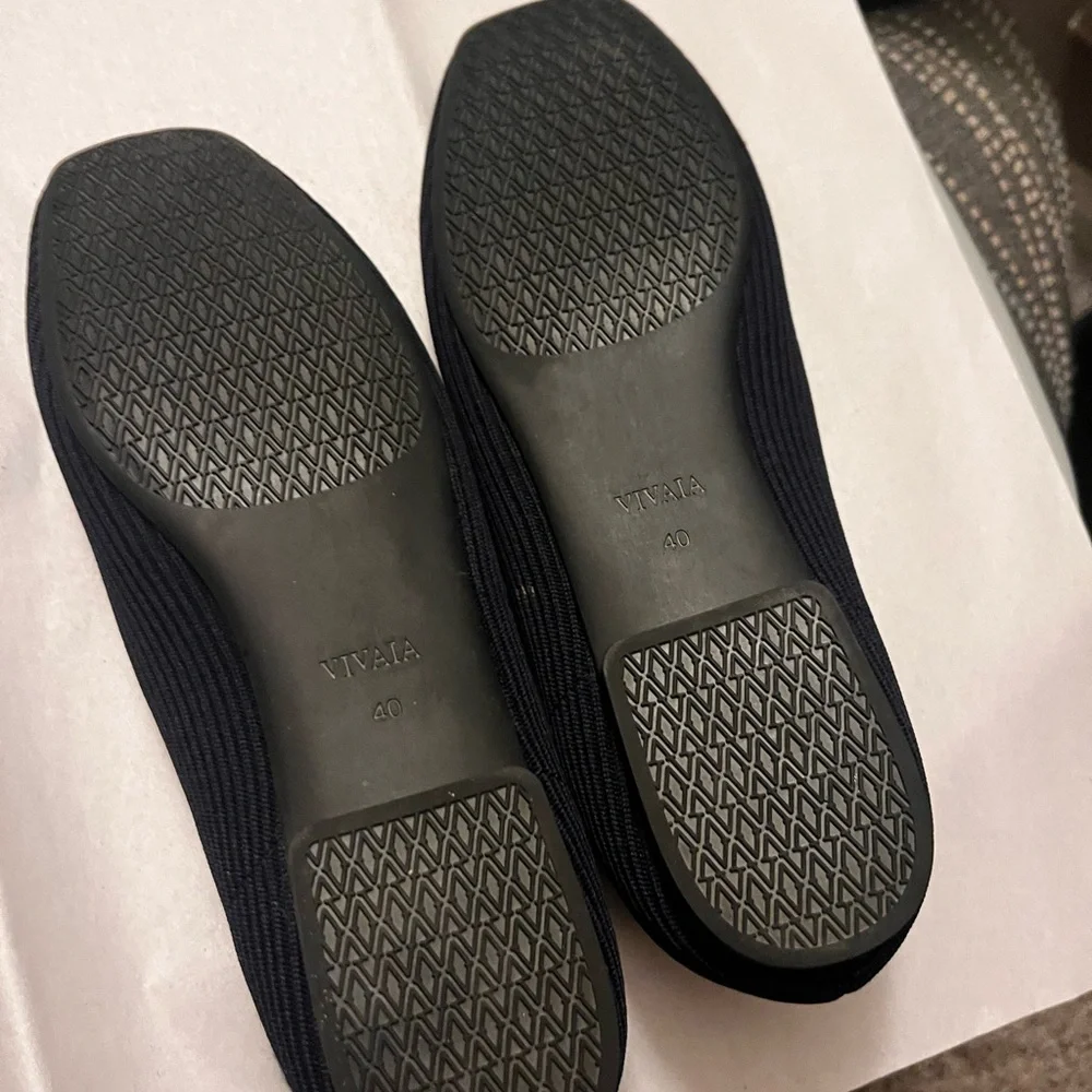 VIVAIA Mary Jane Flats – Dark Navy | Size 9 | Like New - Picture 4 of 5